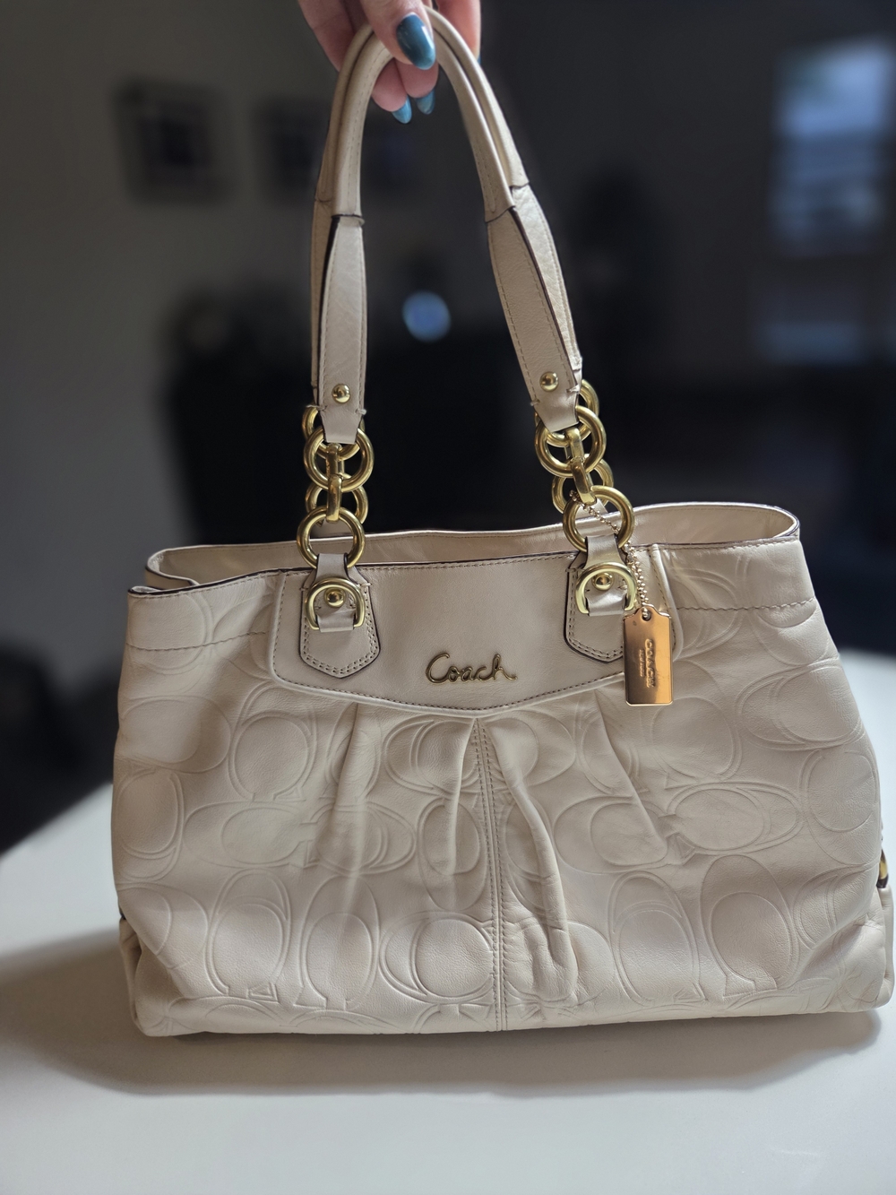 Coach Cream Embossed Leather Tote with Gold Hardware - Picture 9 of 9